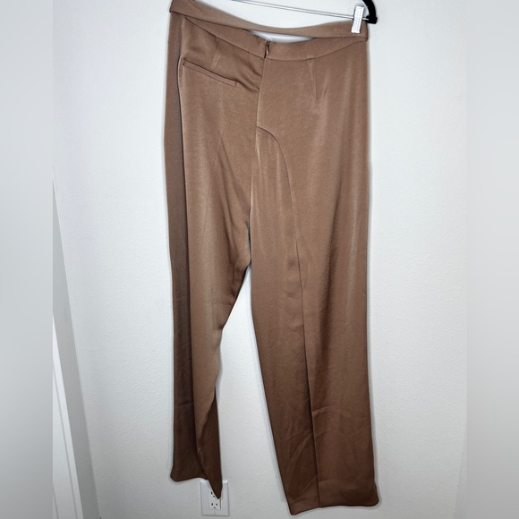 HALSTON Gold Asymmetrical Wide Leg Pants - Picture 8 of 13